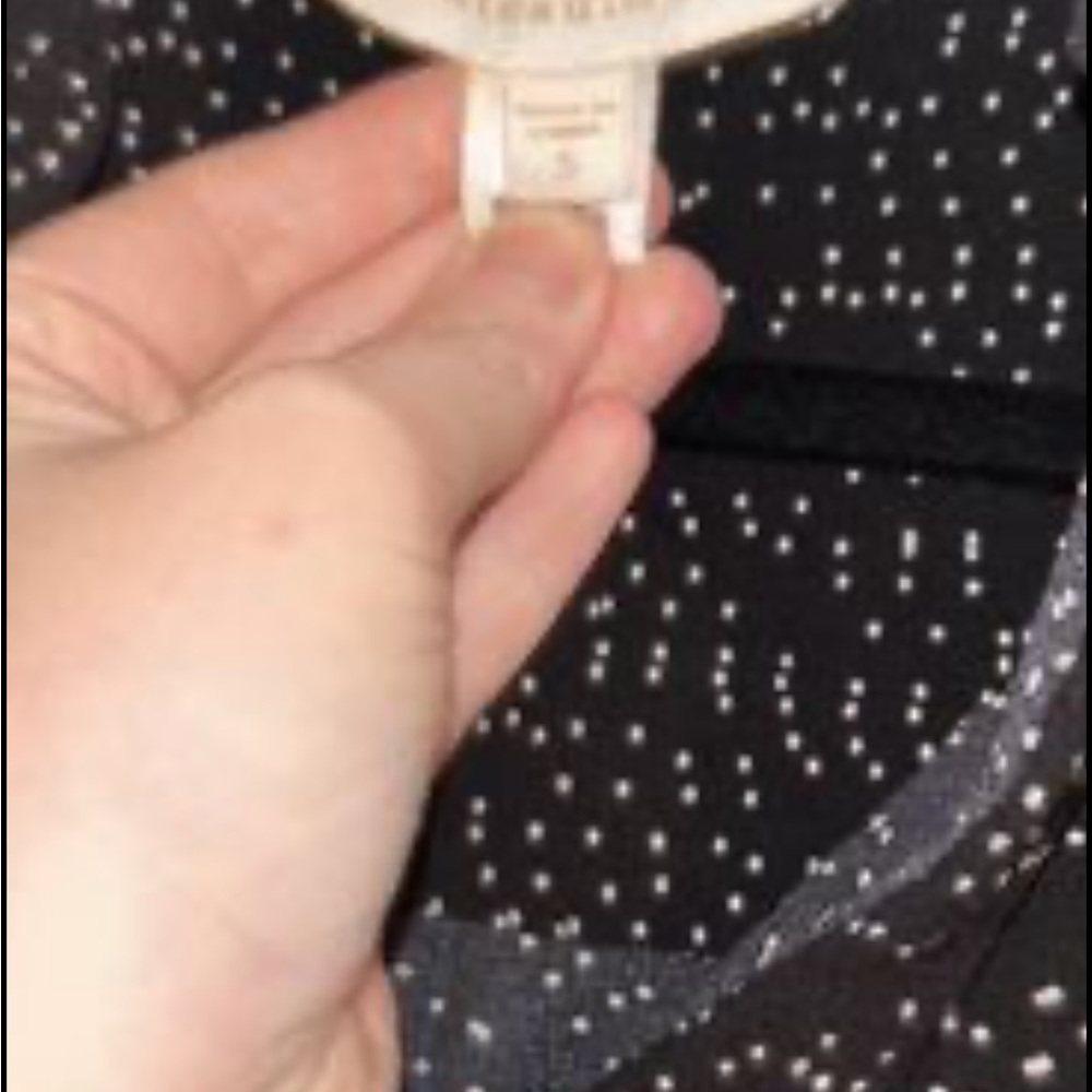 Brand new dress shirt, smoke free home! Size small